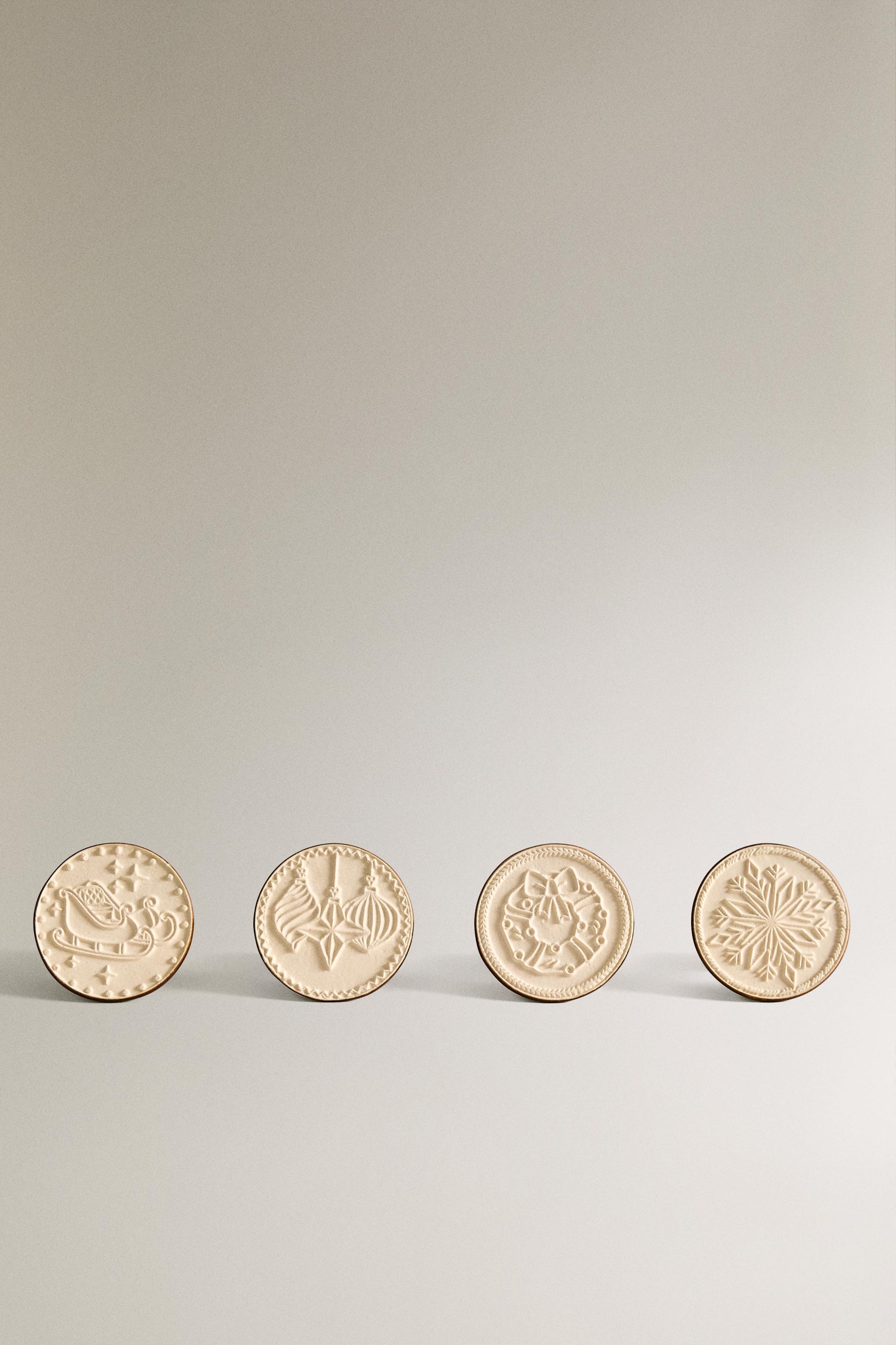 PACK OF CHRISTMAS FIGURE COOKIE MOLDS (PACK OF 4)